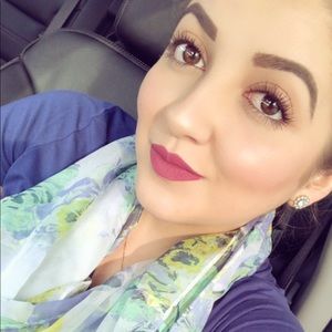 Meet your Posher, Xiomara